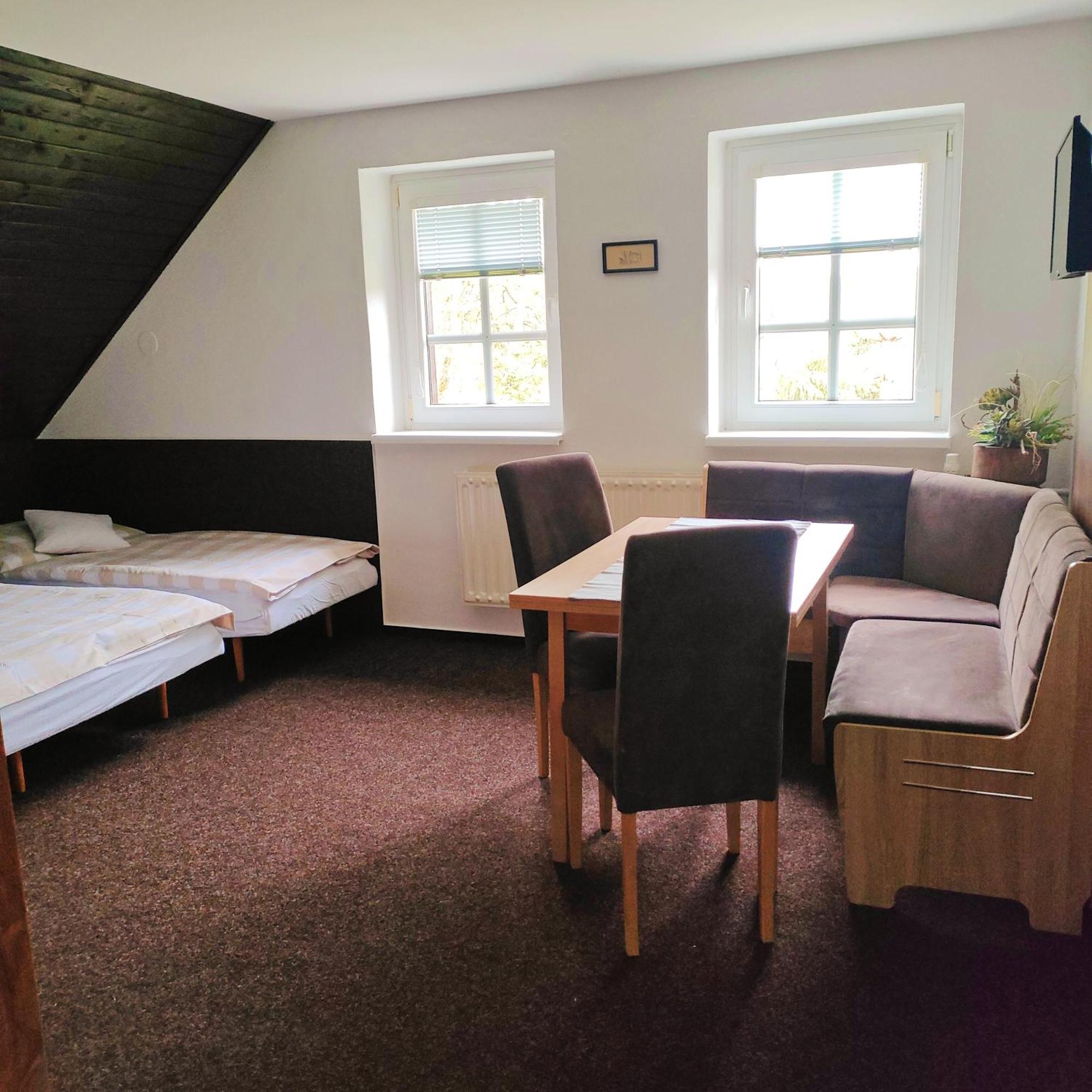 U Tomicku Hotel Paseky nad Jizerou Kültér fotó