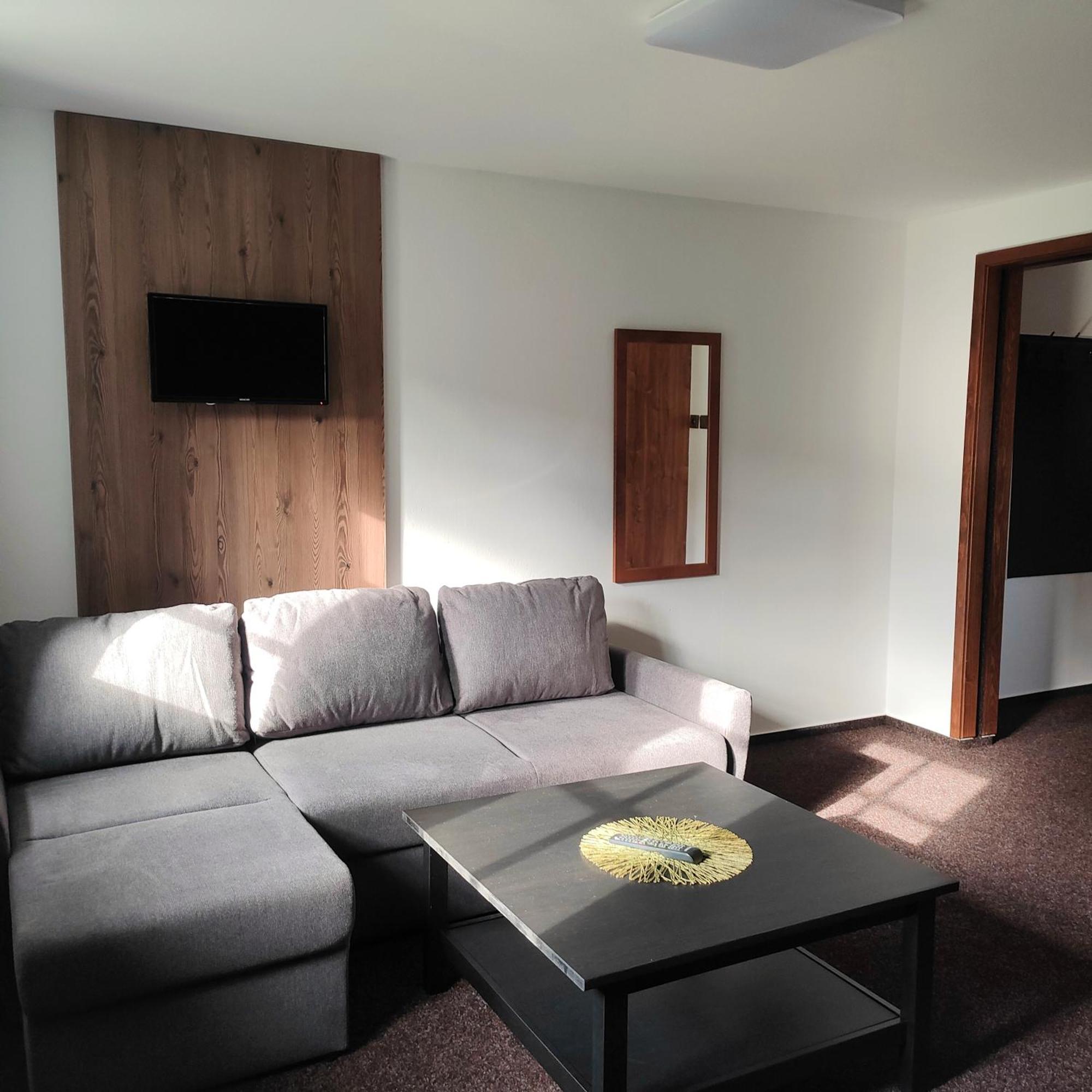 U Tomicku Hotel Paseky nad Jizerou Kültér fotó